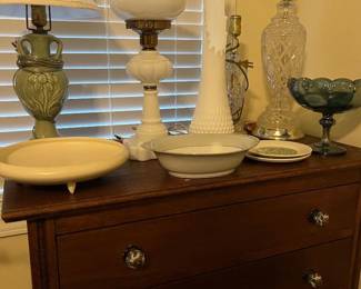 Antique Chest (rolls)
