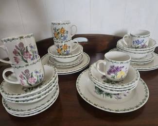 Thomson Pottery Floral Garden Dishes