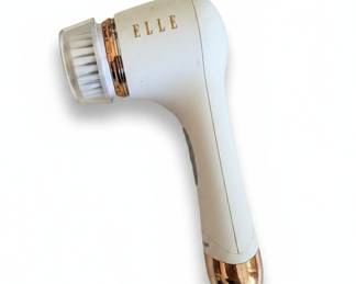 ELLE Facial Cleansing Power Brush