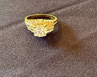 Ring golden