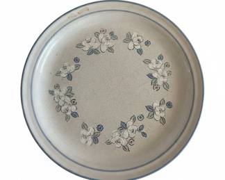 Hearthside Chantilly Fleur de Lune Stoneware Dinner Plate