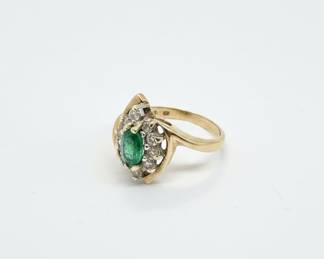 14K Gold Emerald Cluster Ring