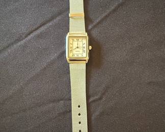 SKC Quartz Fashion Wristwatch