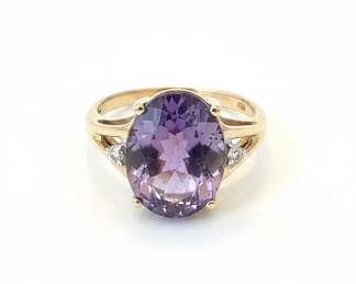 10K Yellow Gold Amethyst and Diamond Ring