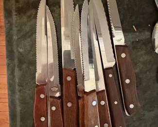 Set of Maxam Steel Serrated Steak Knives with Wood Handles