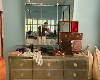 Hollywood Regency NineDrawer Mirrored Dresser and Wall Mirror Set second image