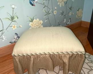 Skirted Upholstered Ottoman with Rope Trim
