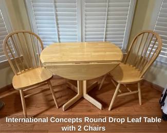 International Concepts Round Drop Leaf Table with Chairs