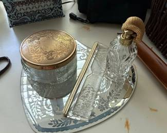 Hollywood Regency Ormolu Filigree Gold Gilt Vanity Set with Perfume Bottle, Powder Jar, Comb, and Mirrored Tray