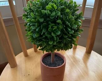 Artificial Boxwood Topiary Ball in Terracotta Pot
