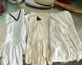 Vintage Ladies Dress Gloves Assortment Pairs second image