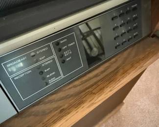 VideoConcepts by Mitsubishi CRT Television third image