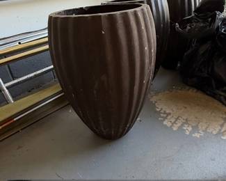 Large Ribbed Dark Brown FiberClay Garden Planter