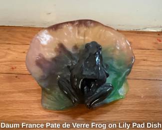 Daum France Pate de Verre Frog on Lily Pad Dish second image