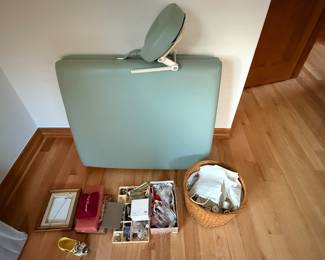 Massage table, sewing