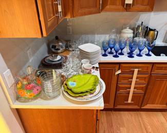 Plates, bowls, pie pans, coffee pitchers, etc
