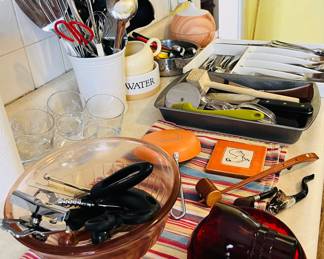 Kitchen utencils