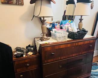 Dresser & matching nt stand