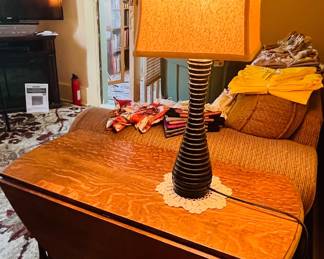 Oak gate leg table lamp