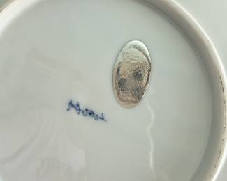 Blue/white vintage dishes