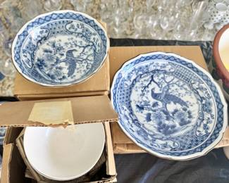 Blue/white vintage dishes