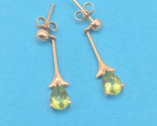 4 14KPGoldPeridotDropEarrings