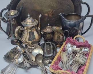 37 VintageSilverplateTablewareFlatwareCollectionMixedMakers