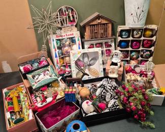 128 VintageChristmasDecorAssortmentOrnamentsLightsCollectibles