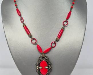 103 AntiqueCzechRedGlassNecklace
