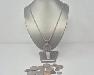 124 CollectibleUSCoinsBicentennialKennedyHalfDollarNecklace