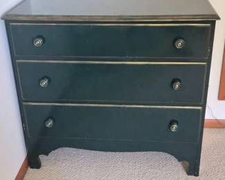 110 VintageLeaLineLeadsPaintedWoodDresserHunterGreenGold