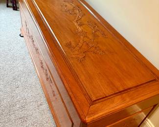 THE MOST BEAUTIFUL LARGE BLANKET CHEST - CAMPHOR WOOD 