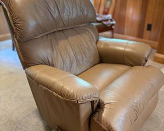 BROWN ROCKER RECLINER