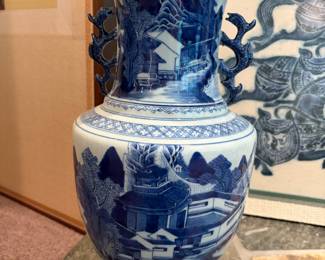 CHINESE BLUE & WHITE VASE WITH APPLIED HANDLES  - VILLAGE / LANDSCAPE  SCENE