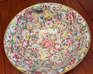 RGE "THOUSAND FLOWERS" JAPANESE FLOWER BOWL WITH GOLD TRIM