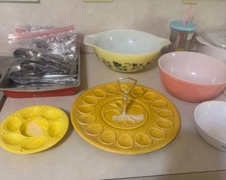 1950s Yellow and Black Pyrex Gooseberry and Pink Pyrex . Vintage Egg tray