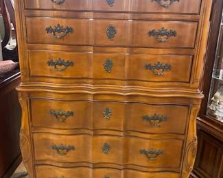 6 Drawer French Chest