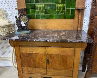 Oak Wash Stand w/MT- Arts & Crafts