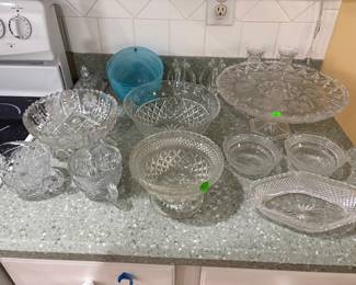 various crystal, some cut some not