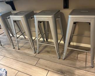 4-Metal Bar Stools