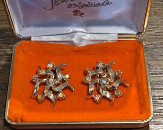 Vintage jewelry