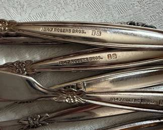 Rogers Bros. First Love Silverplate Butter Knives second image