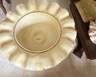 Universal Statuary Corp Cherub Pedestal Planter  second image