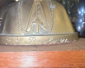 Vintage Pope John XXIII and Pope Paul VI GoldTone Busts second image