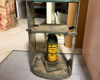 antique hydrolic jack