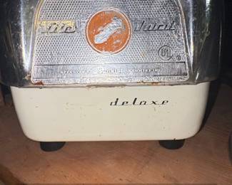 Vintage Proctor Silex Juicit Deluxe Electric Citrus Juicer second image