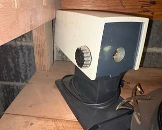 Vintage GAF PanaVue Lighted x Slide Viewer second image