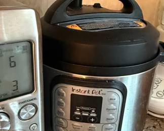 Instant Pot Duo in Electric Pressure Cooker Quart