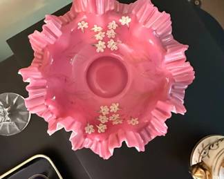 Fenton Peach Crest Ruffled Bowl second image