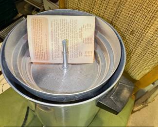 Vintage West Bend  Cup Aluminum Coffee Percolator Urn second image